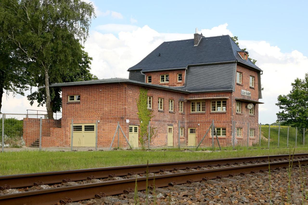 Apartament Bahnhof Hohen Mistorf Zewnętrze zdjęcie