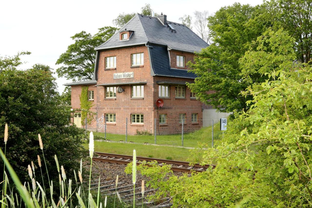 Apartament Bahnhof Hohen Mistorf Zewnętrze zdjęcie